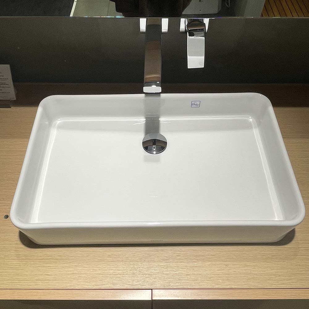 Chậu rửa lavabo đặt bàn TOTO LT952 - 7