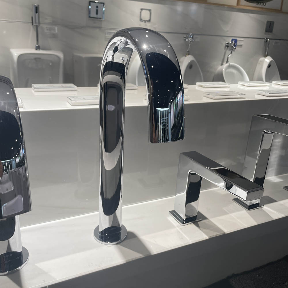 Vòi lavabo cảm ứng TOTO TLE24008A - 7