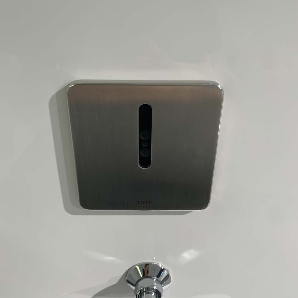 Van xả tiểu TOTO TTUE602AN cảm ứng dùng điện - 3