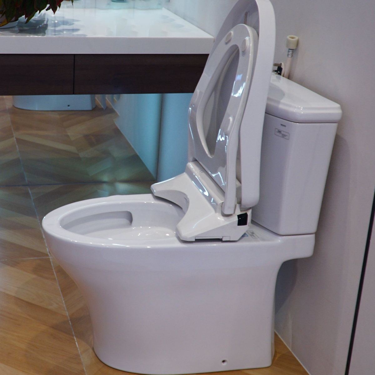 Bồn cầu TOTO CS986GW11 2 khối nắp điện tử Washlet S7 TCF4911Z - 8