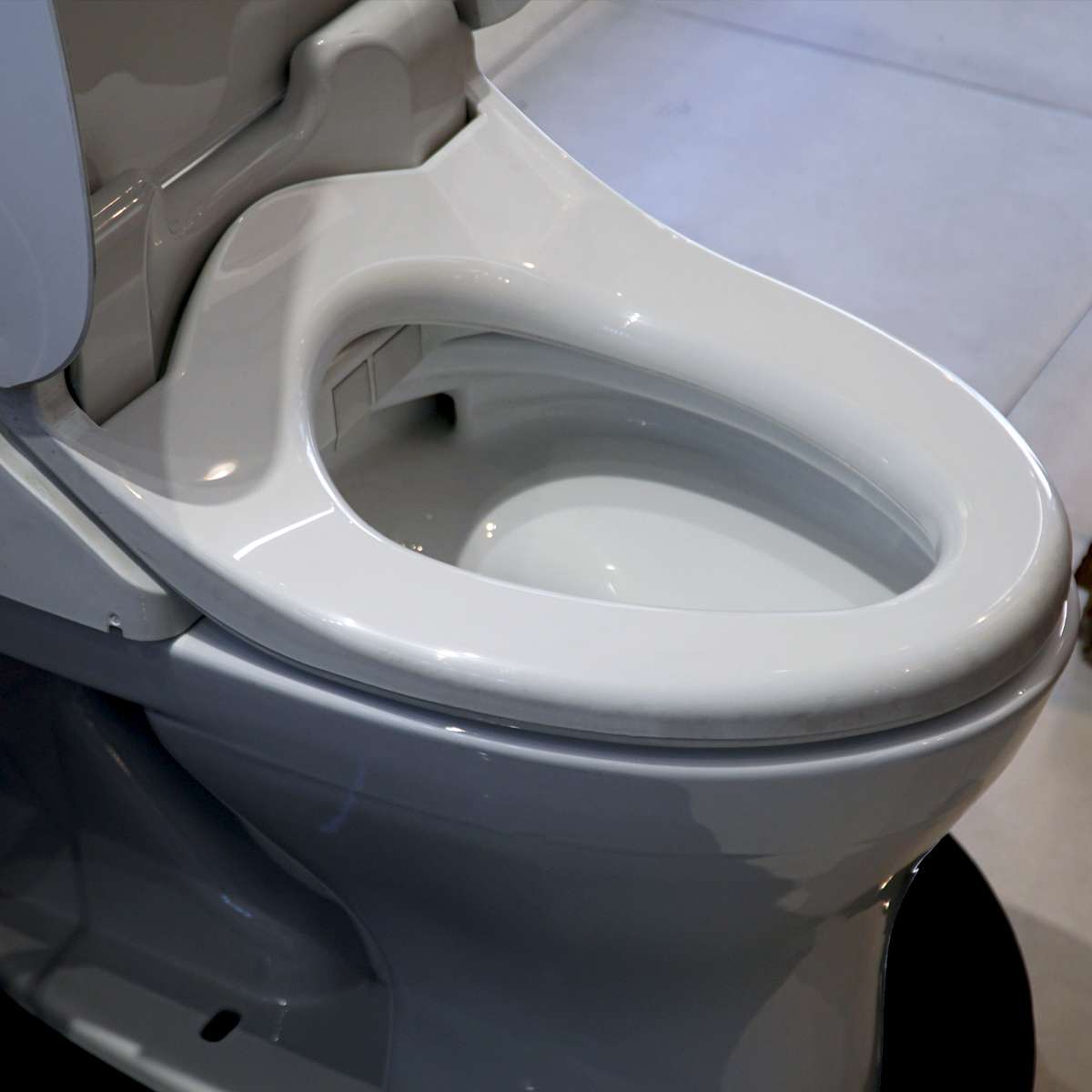 Bồn cầu TOTO nắp rửa điện tử MS855DW6 - 7