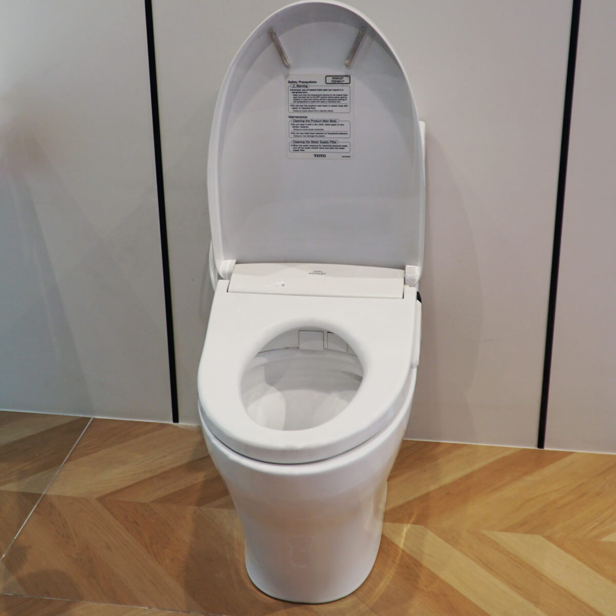 Bồn cầu TOTO CS326DW11 2 khối nắp điện tử Washlet S7 TCF4911Z - 8