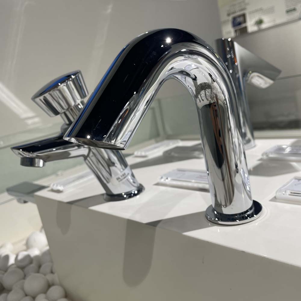 Vòi lavabo cảm ứng TOTO TLE28002A TLE03502A1 TLN01102A (nước lạnh - tái tạo năng lượng) - 9