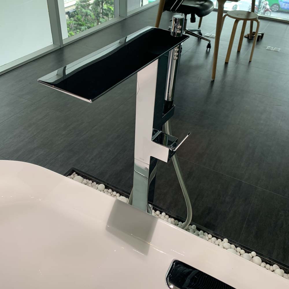 Vòi xả bồn tắm TOTO TBP02303AA đặt sàn nóng lạnh - 5