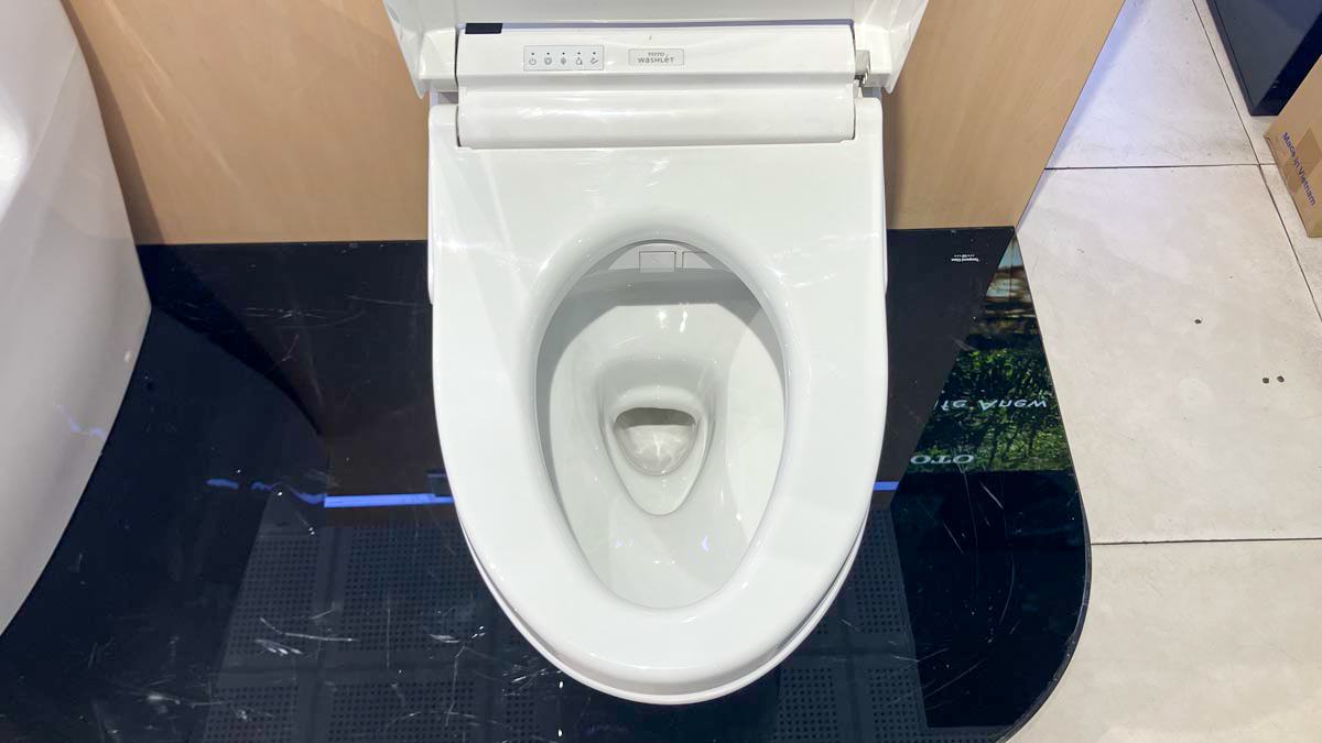 Bồn cầu TOTO CS986CGW15 2 khối nắp điện tử Washlet C5 TCF24460AAA giấu dây - 10
