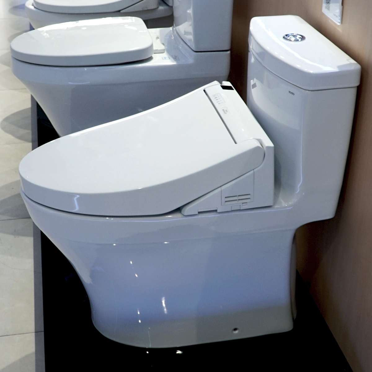 Bồn cầu TOTO MS889DRW14 1 khối nắp điện tử Washlet C5 TCF24410AAA - 2