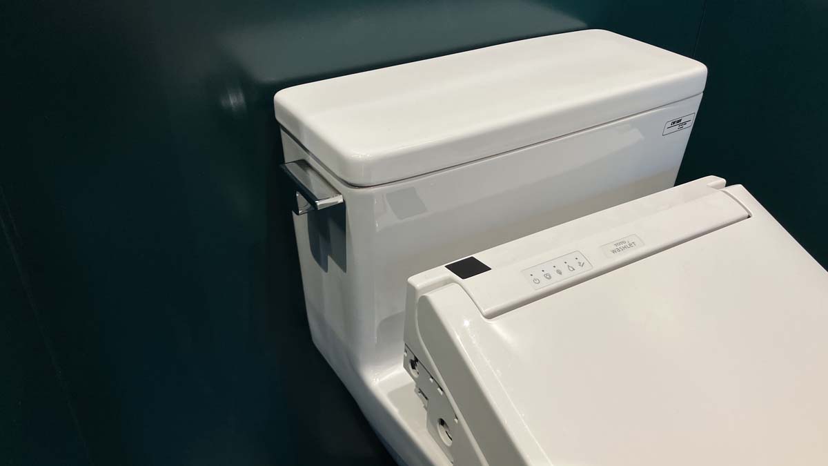 Bồn cầu TOTO MS188VKW14 T53P100VR 1 khối nắp điện tử Washlet C5 TCF24410AAA - 6