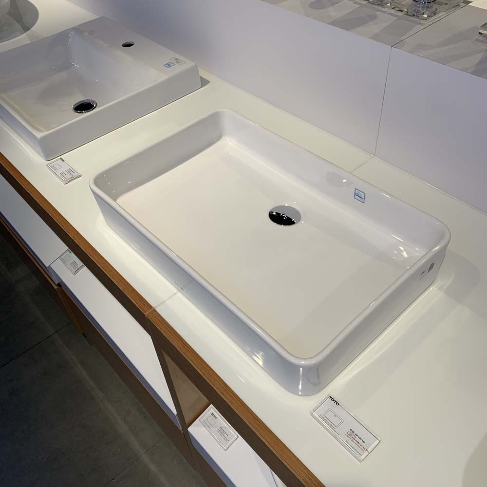 Chậu rửa lavabo đặt bàn TOTO LT952 - 2
