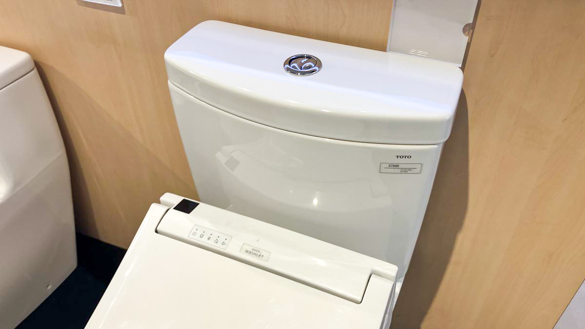 Bồn cầu TOTO CS769CDRW15 2 khối nắp điện tử Washlet C5 TCF24460AAA giấu dây - 6