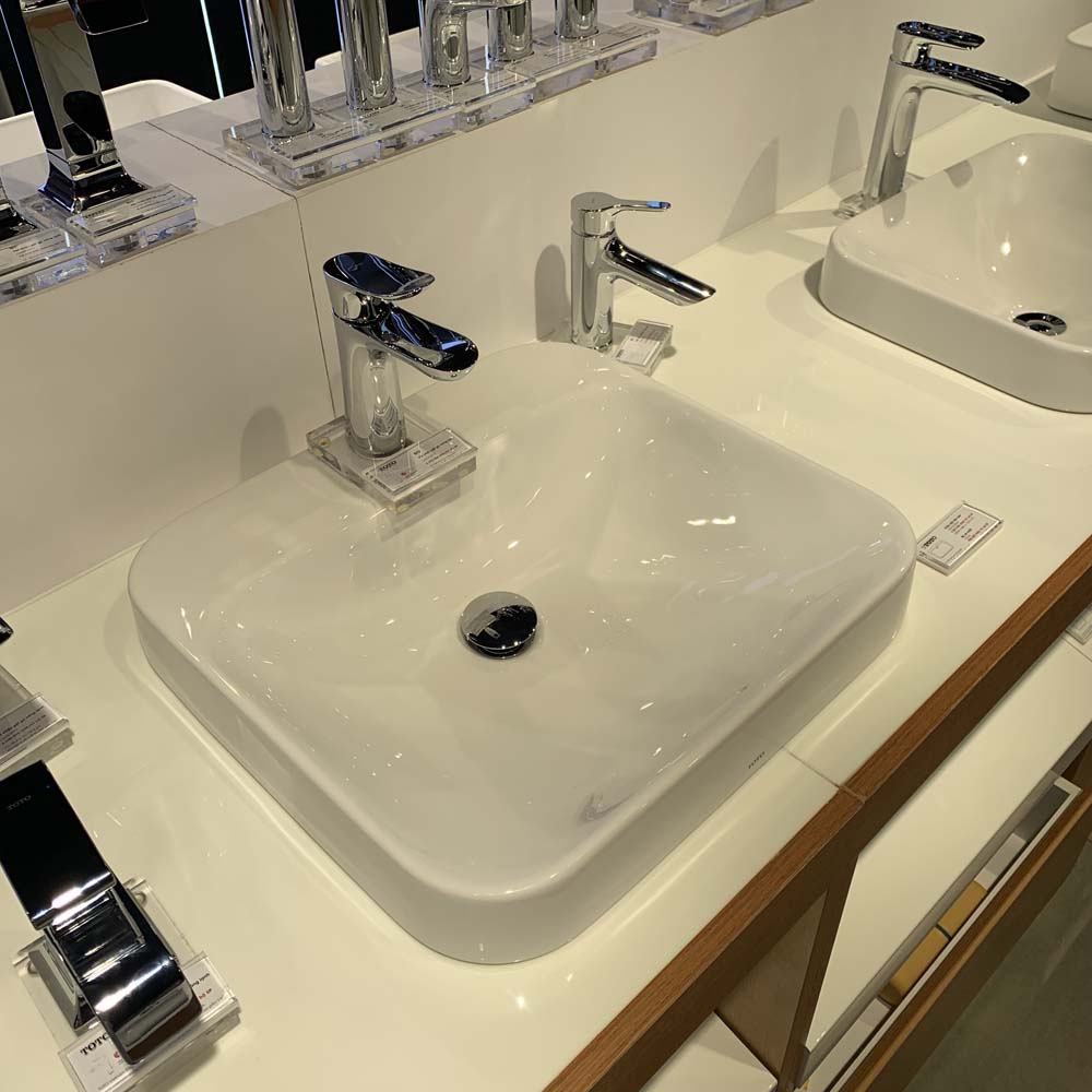 Chậu rửa lavabo đặt bàn TOTO LT5615C - 2