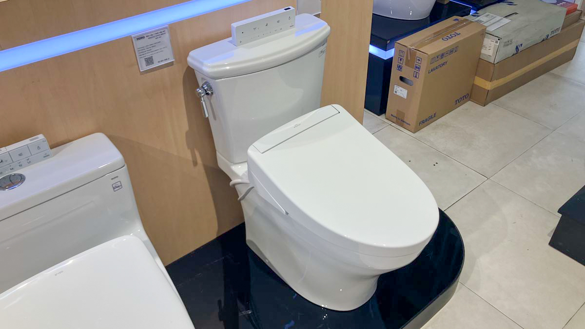 Bồn cầu TOTO CS986GW25 2 khối nắp điện tử Washlet S5 TCF34461GAA - 3