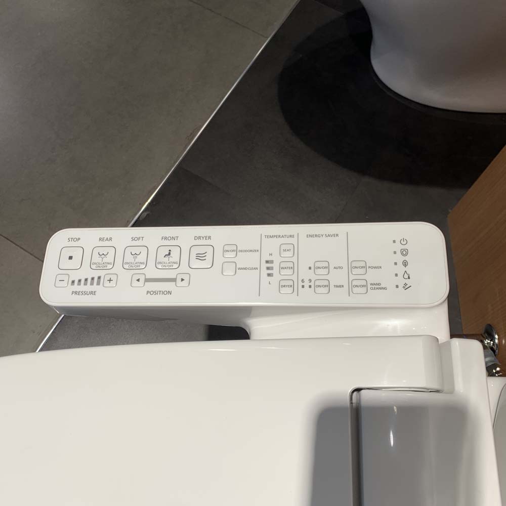 Bồn cầu TOTO CS769CDRW17 2 khối nắp điện tử Washlet C2 TCF23460AAA giấu dây - 8