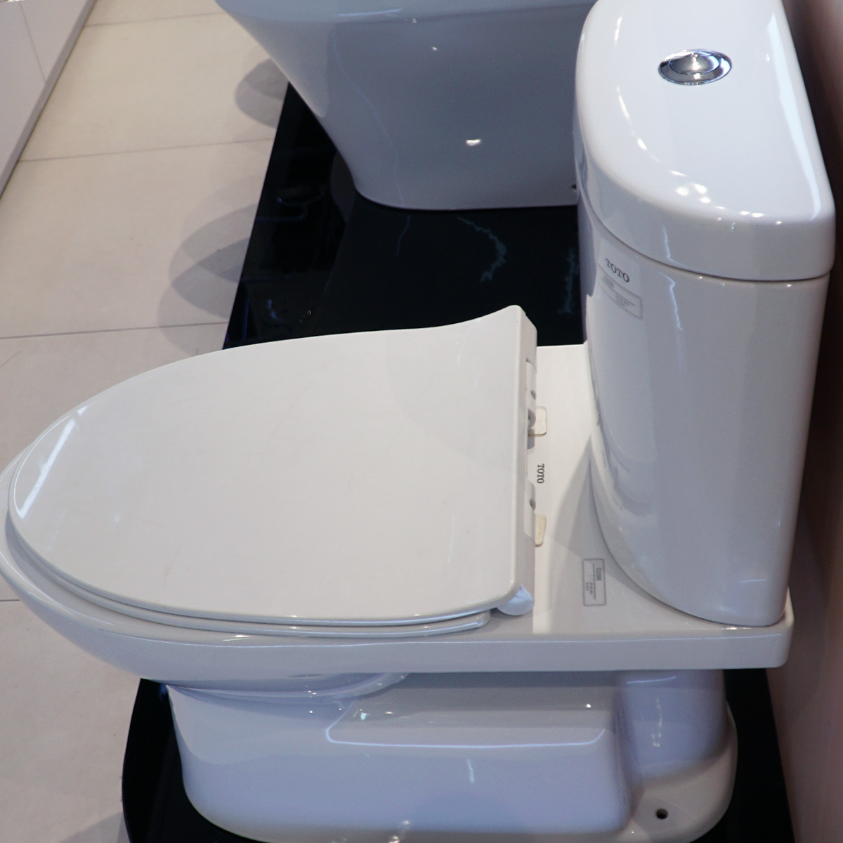 Bồn cầu 2 khối TOTO CS325DRT8 nắp đóng êm TC600VS - 7