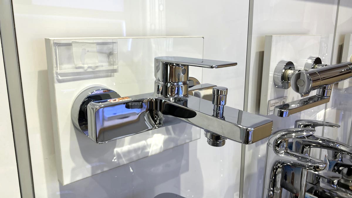 Củ sen tắm nóng lạnh GT Series TOTO TBG13302A - 4
