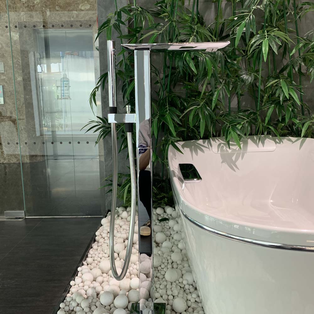 Vòi xả bồn tắm TOTO TBP02303AA đặt sàn nóng lạnh - 6