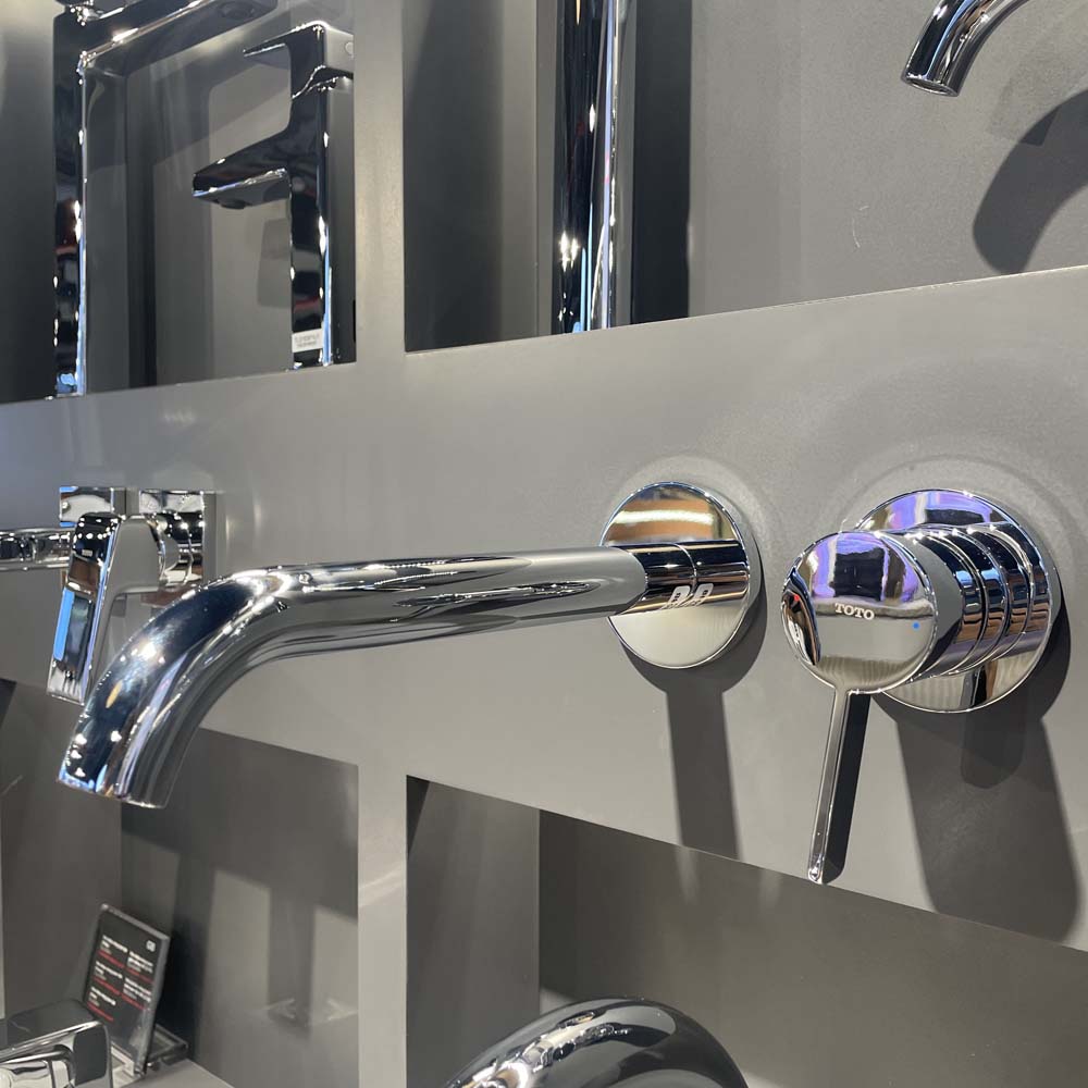 Vòi lavabo nóng lạnh TOTO TLG11308BA (TLG11308B) gắn tường GF Series - 5
