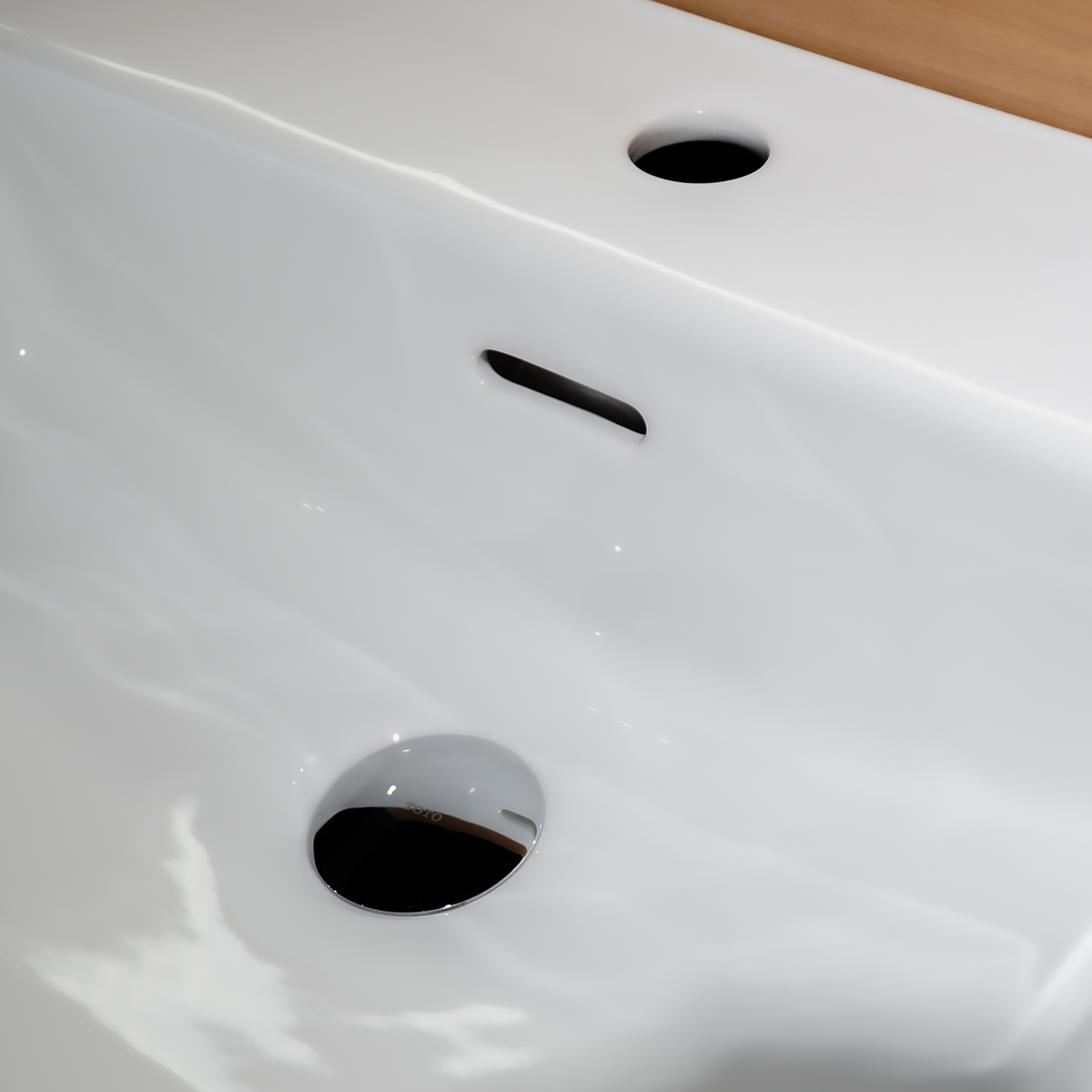 Chậu lavabo treo tường TOTO LT328C - 6