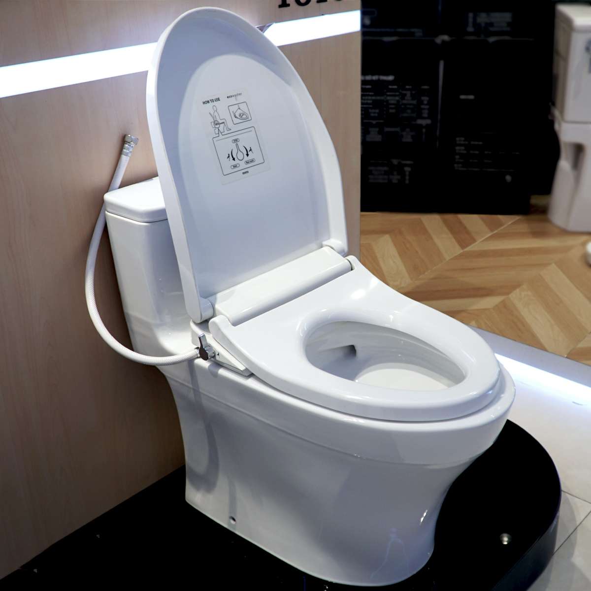 Bồn cầu TOTO MS885DE4 1 khối nắp rửa cơ TCW1211A - 10