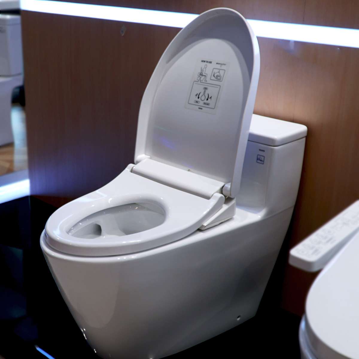 Bồn cầu TOTO MS625DE4 1 khối nắp rửa cơ TCW1211A - 8