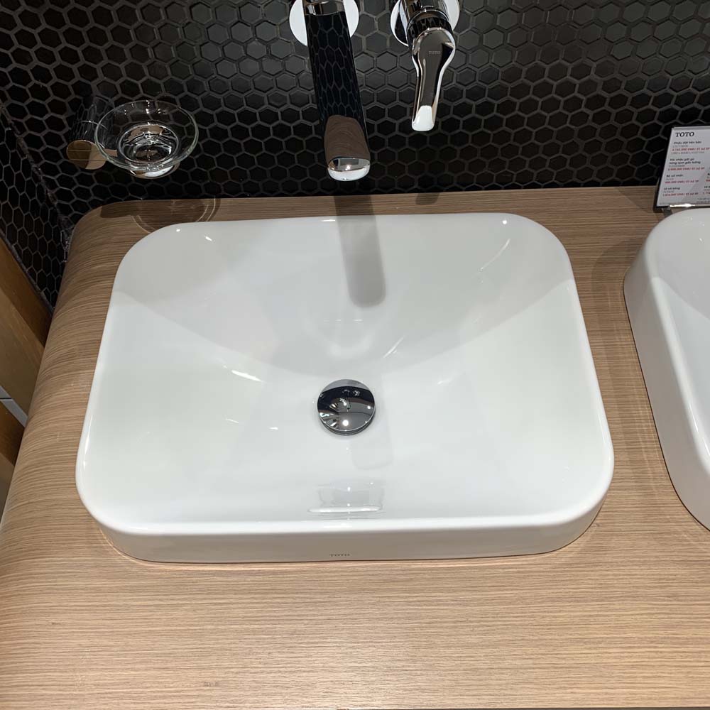 Chậu rửa lavabo đặt bàn TOTO LT5715 - 3