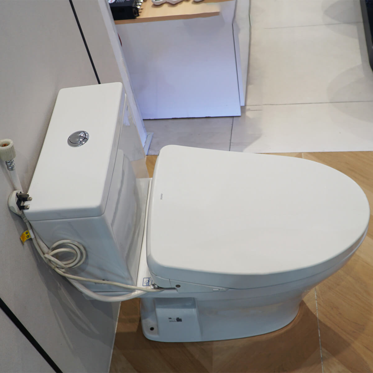 Bồn cầu TOTO CS326DW11 2 khối nắp điện tử Washlet S7 TCF4911Z - 4