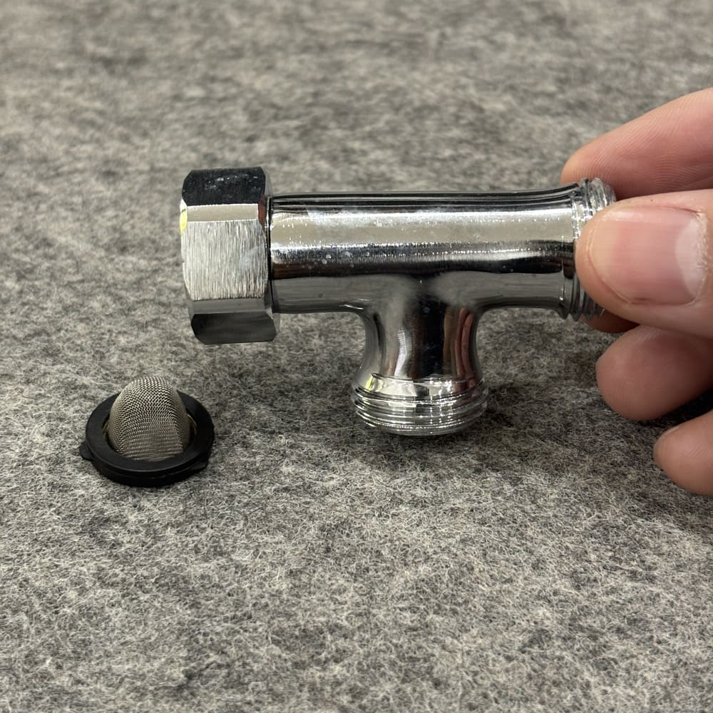 Đầu nối chữ T chia 2 đường nước TOTO HTHX58 - 7