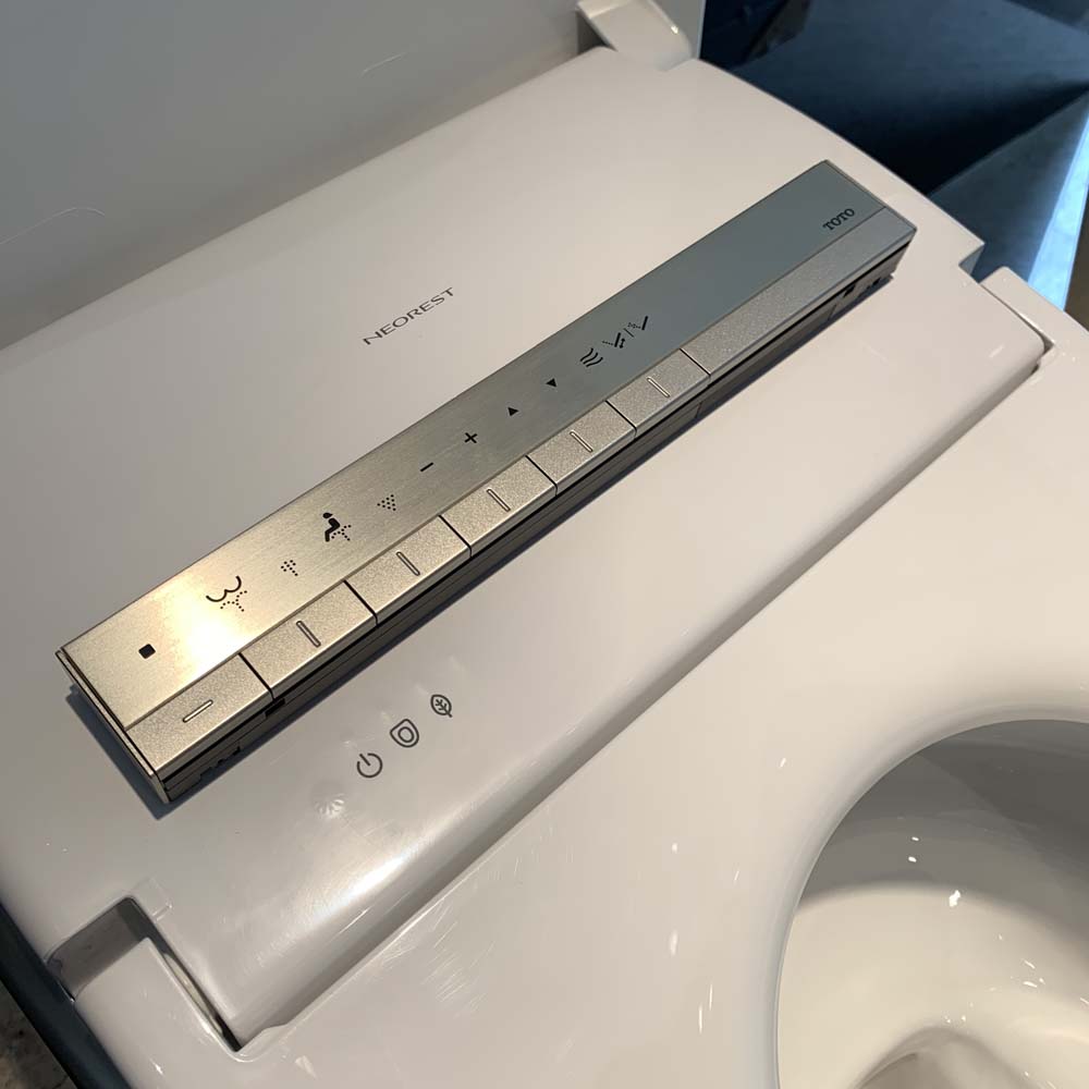 Bồn cầu thông minh Neorest LS TOTO CS911VT TCF87320GAA T53P100VR - 12