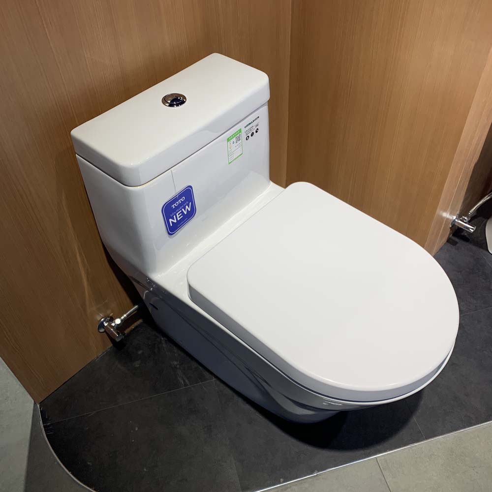 Bồn cầu TOTO CW166RB TC384CVK T53P100VR 1 khối nắp đóng êm - 4