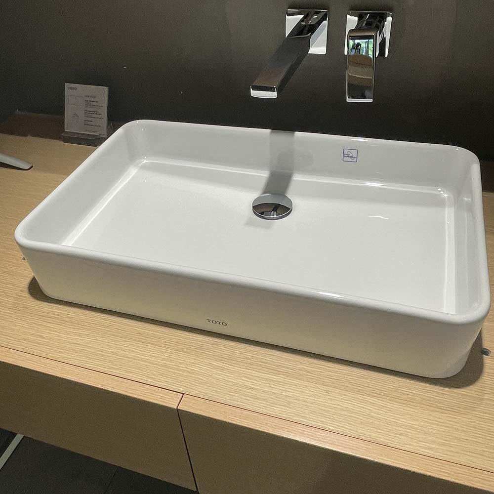 Chậu rửa lavabo đặt bàn TOTO LT952 - 6