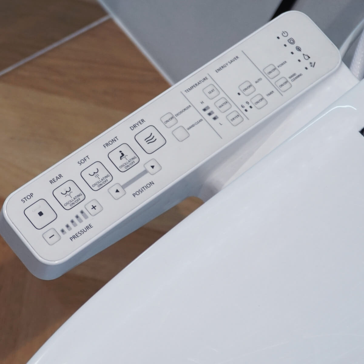 Bồn cầu TOTO CS326DW16 2 khối nắp điện tử Washlet C2 TCF23410AAA - 9