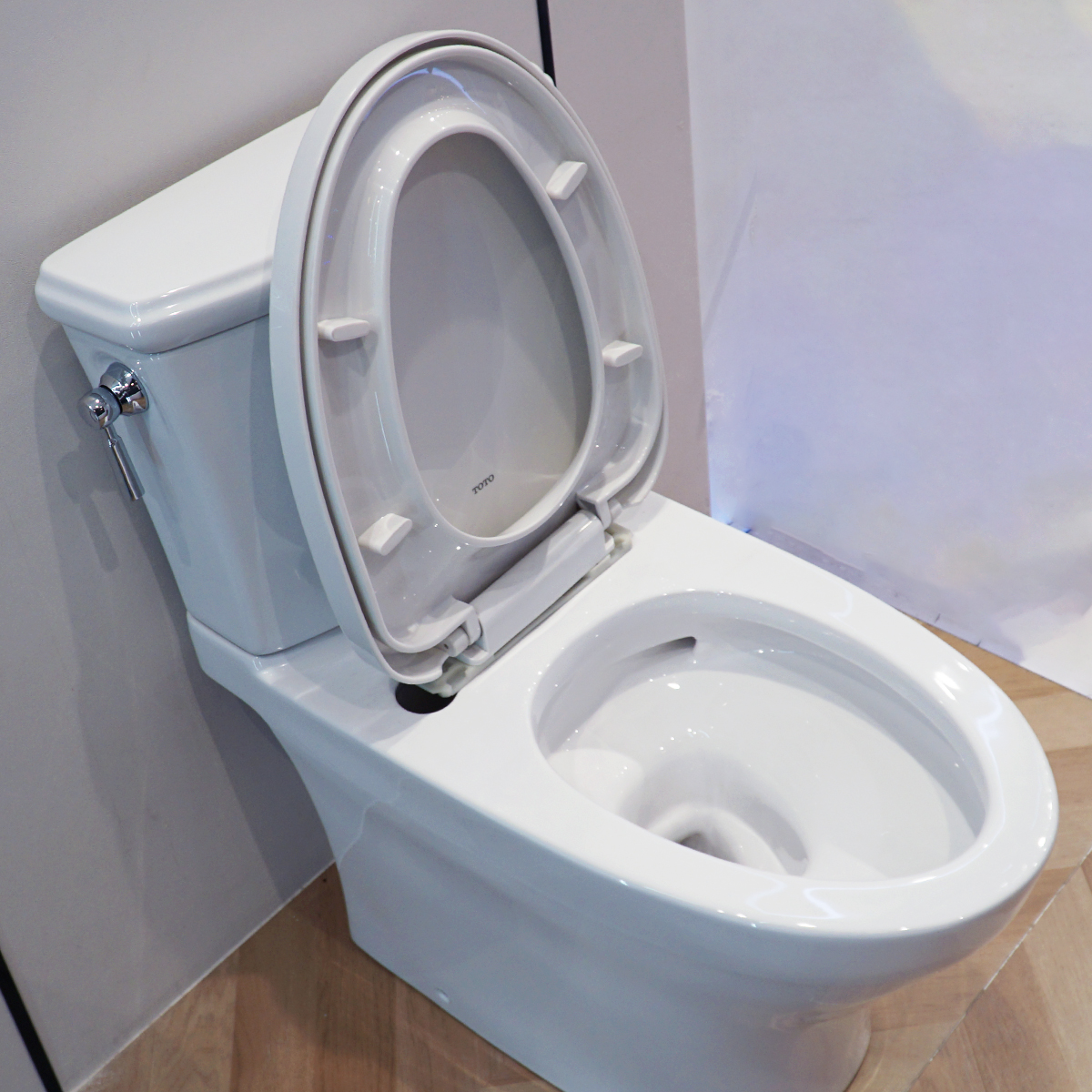 Bồn cầu 2 khối TOTO CS986GT3 nắp đóng êm TC385VS - 7