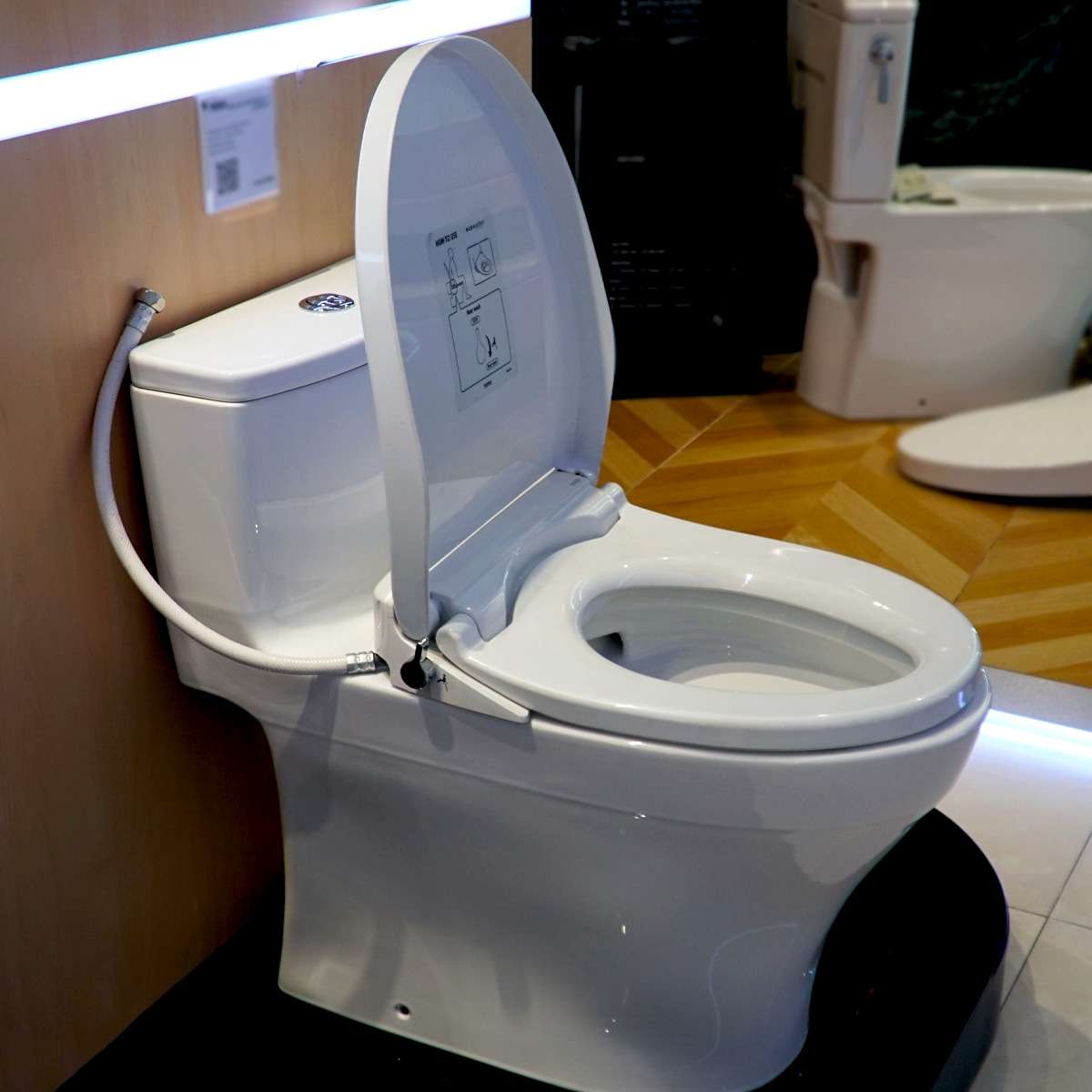 Bồn cầu TOTO MS885DE2 1 khối nắp rửa cơ TCW07S - 8