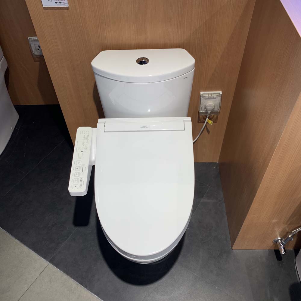Bồn cầu TOTO CS838CDW17 2 khối nắp điện tử Washlet C2 TCF23460AAA giấu dây - 3