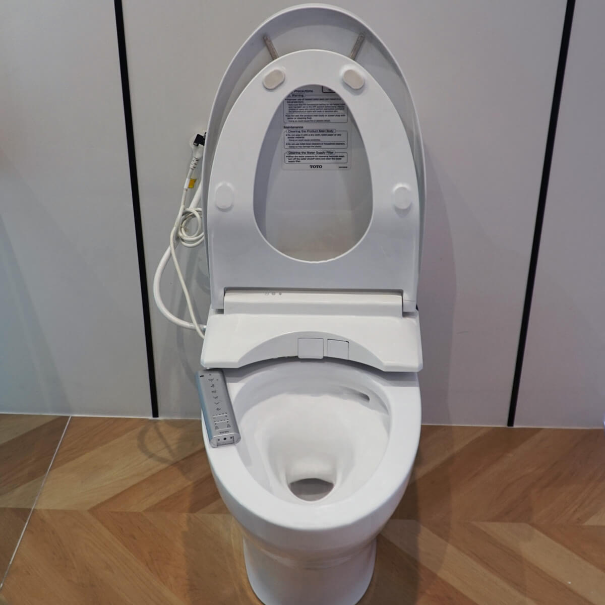 Bồn cầu TOTO CS326DW11 2 khối nắp điện tử Washlet S7 TCF4911Z - 11