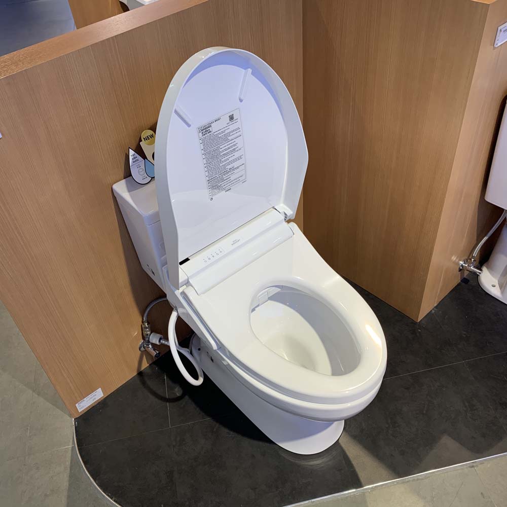Bồn cầu TOTO CS302DW14 2 khối nắp điện tử Washlet C5 TCF24410AAA - 6