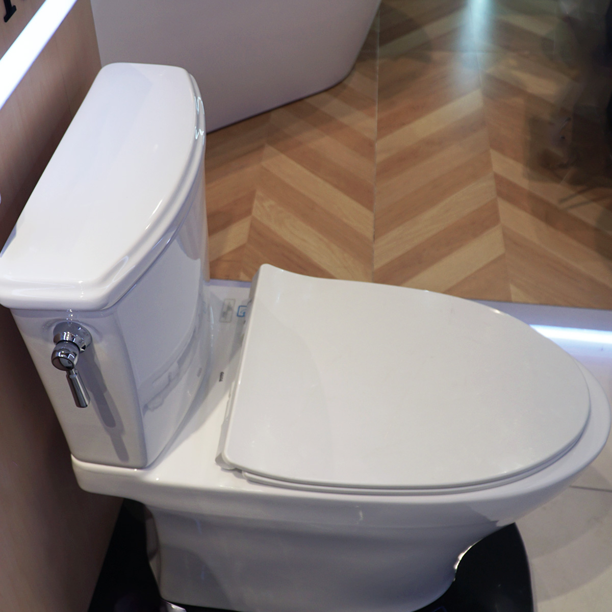 Bồn cầu 2 khối TOTO CS986GT8 nắp đóng êm TC600VS - 2