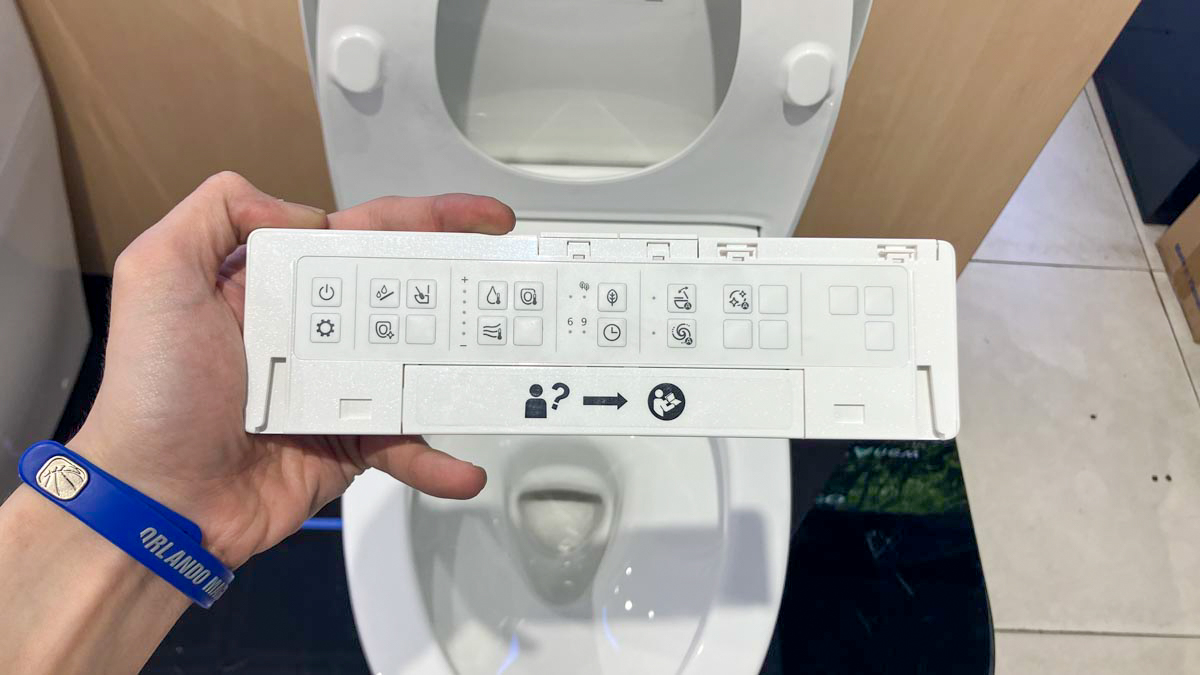 Bồn cầu TOTO MS887CRW23 1 khối nắp điện tử Washlet S7 TCF47360GAA giấu dây - 13