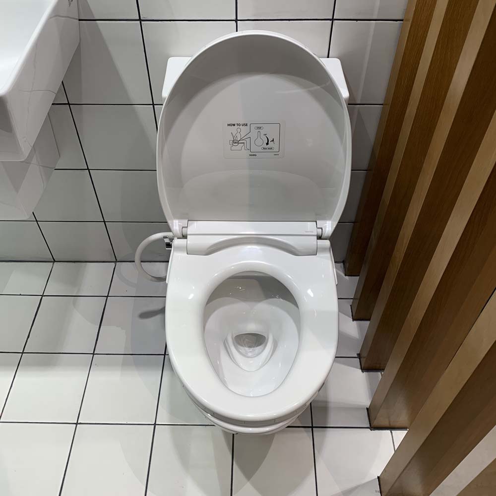 Bồn cầu TOTO CS326DE2 2 khối nắp rửa cơ TCW07S - 6
