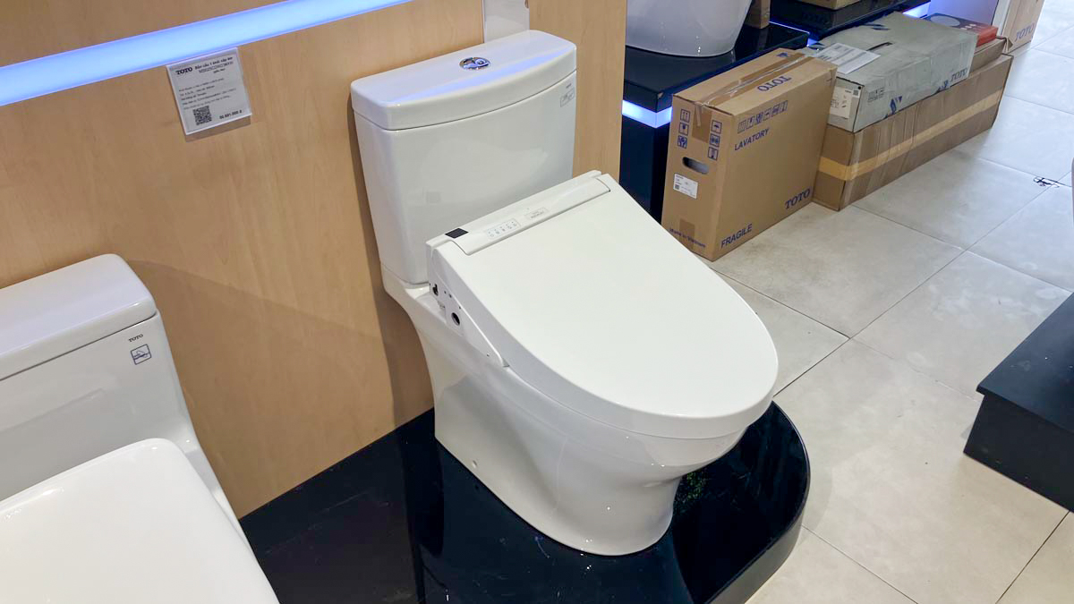 Bồn cầu TOTO CS769CDRW15 2 khối nắp điện tử Washlet C5 TCF24460AAA giấu dây - 3