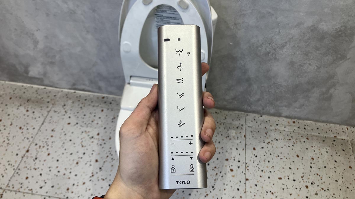 Bồn cầu TOTO CS838CDW12 2 khối nắp điện tử Washlet S7 TCF4911EZ giấu dây - 13
