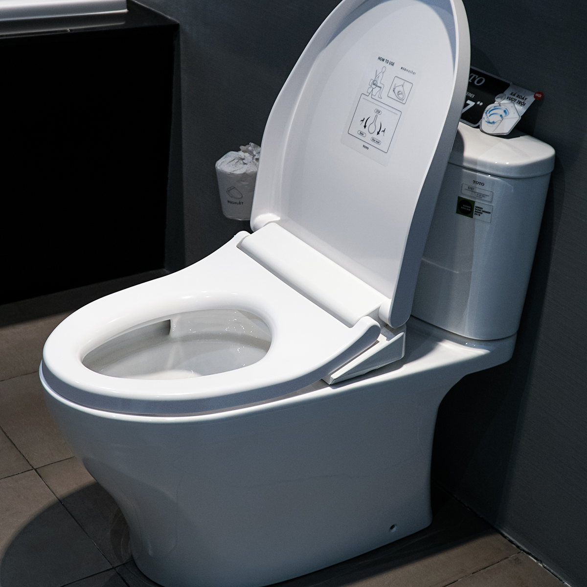 Bồn cầu TOTO CS767RE4 2 khối nắp rửa cơ TCW1211A - 12