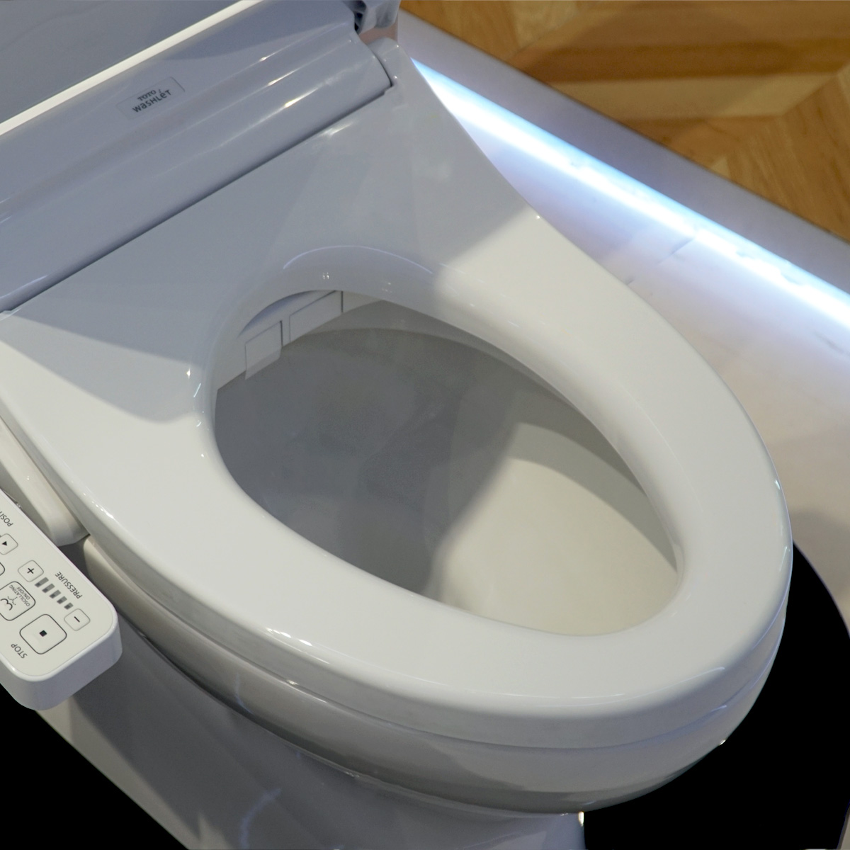 Bồn cầu TOTO CS320DRW16 2 khối nắp điện tử Washlet C2 TCF23410AAA - 7