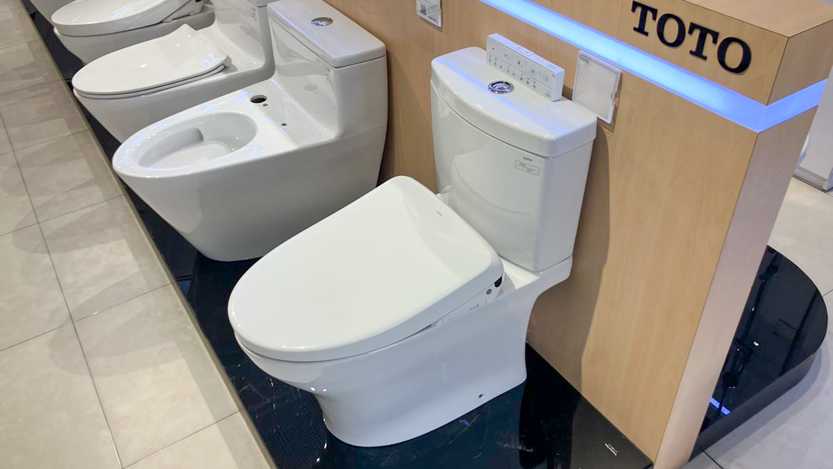 Bồn cầu TOTO CS769CDRW23 2 khối nắp điện tử Washlet S7 TCF47360GAA giấu dây - 4