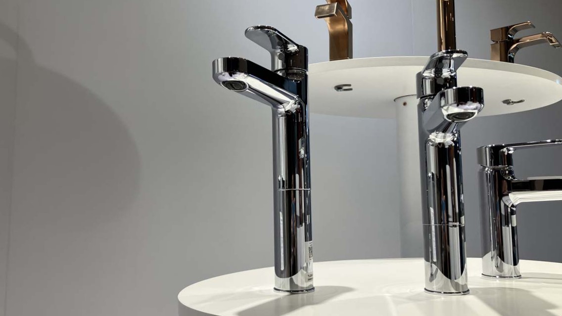 Vòi lavabo nóng lạnh TOTO TLS06305V - 6