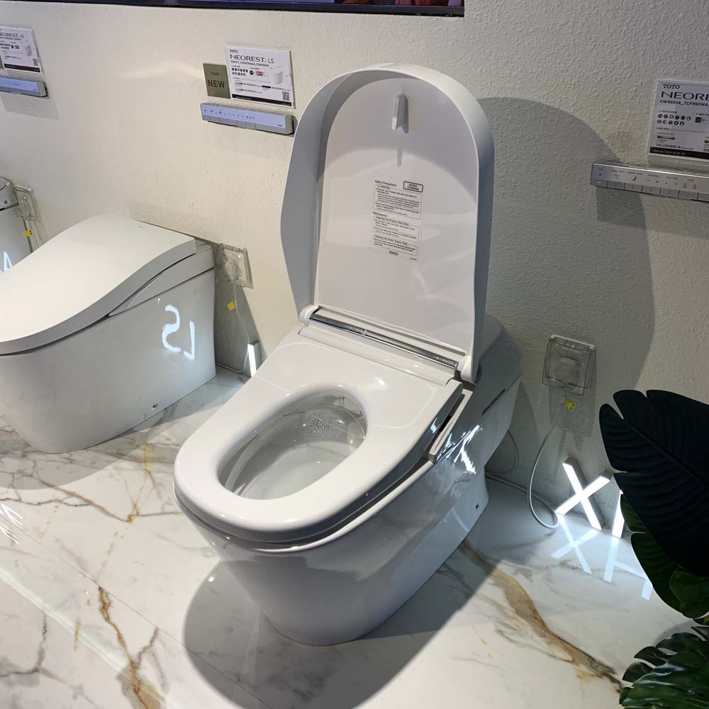 Bồn cầu thông minh Neorest XH I TOTO CW992VA TCF992WA T53P100VR - 7