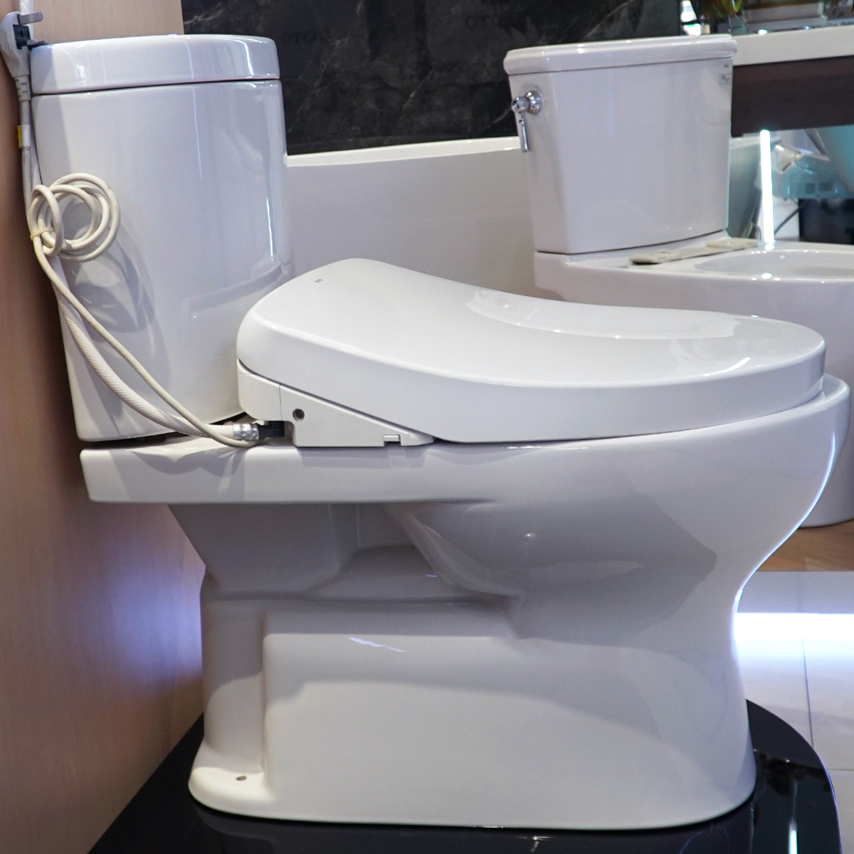Bồn cầu TOTO CS325DRW11 2 khối nắp điện tử Washlet S7 TCF4911Z - 2
