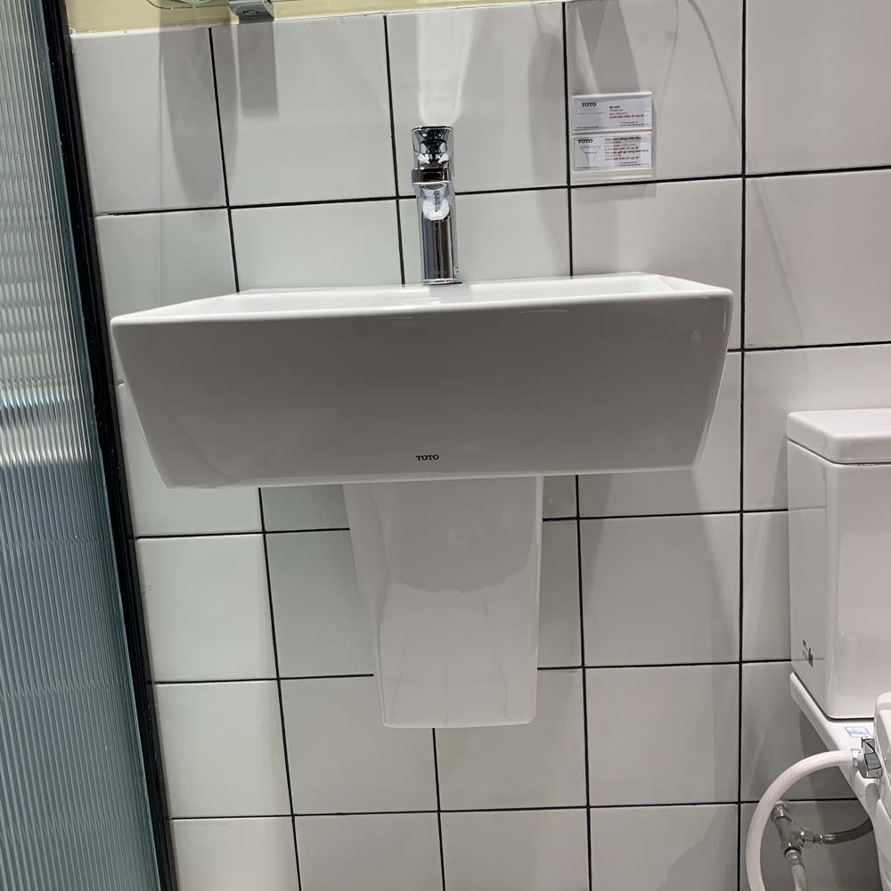 Chậu lavabo treo tường TOTO LHT328C chân lửng - 11