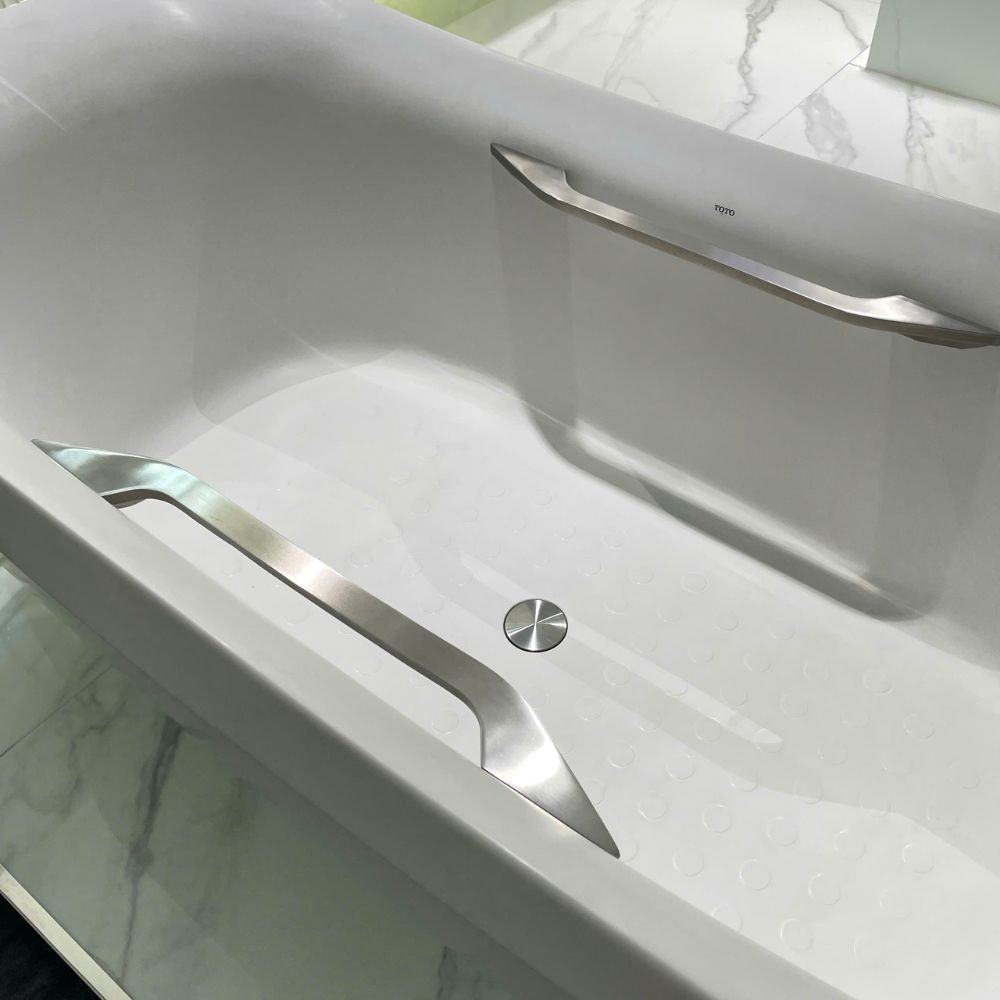 Bồn tắm đặt sàn TOTO PJY1734HPWEN#MW GALALATO 1m7 tay vịn trắng mờ - 6