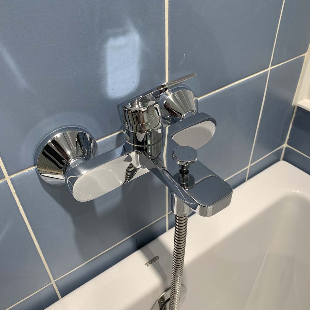 Củ sen tắm nóng lạnh Rei-S TOTO TTMR302V - 5