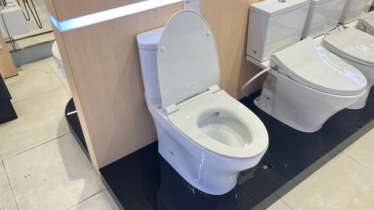 Bồn cầu 2 khối TOTO CS838DT8 nắp đóng êm TC600VS - 5